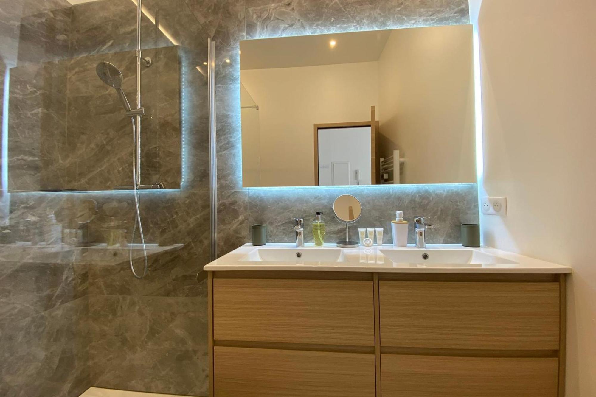 06cj Beautiful In The Heart Of Appartement Cannes